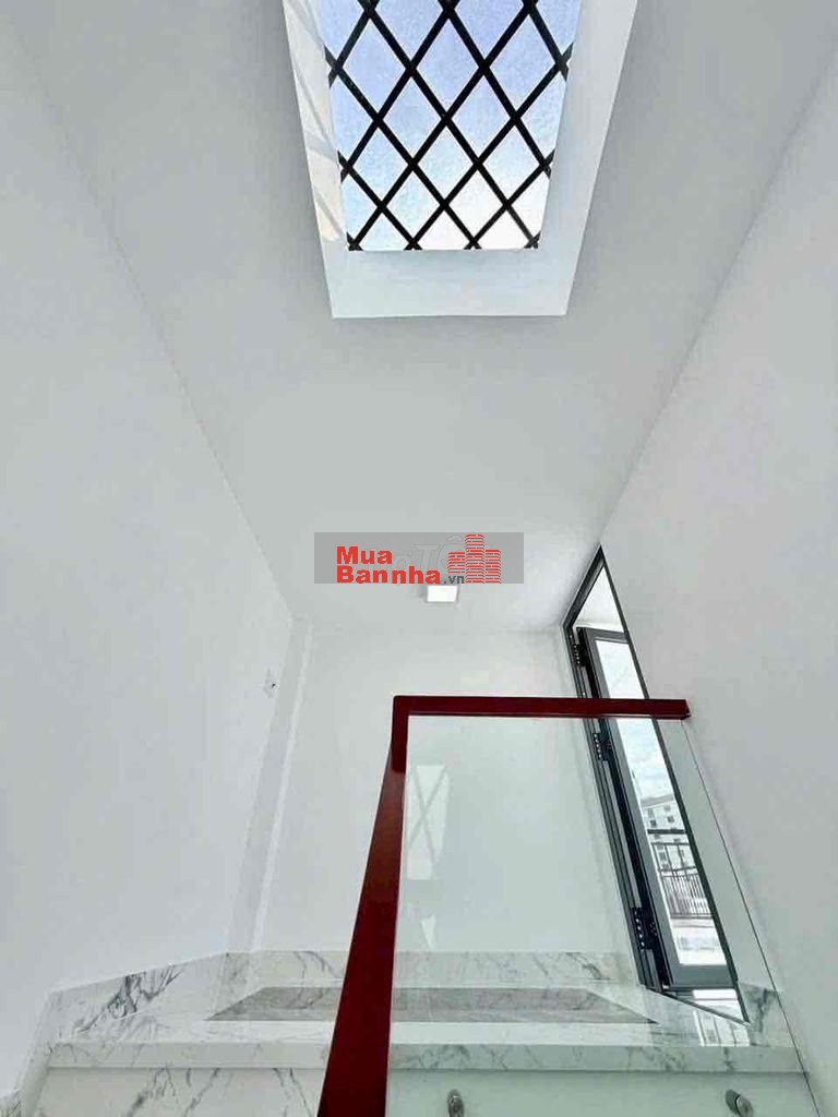 Bán nhà phố Nguyễn Bỉnh Khiêm, P. Hạnh Thông, 45m2, 5 tầng, hẻm ô tô