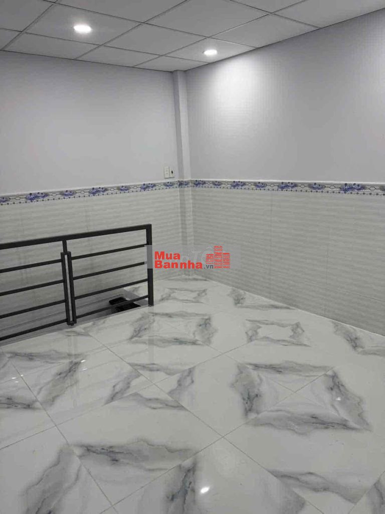 chính chủ bán nhà hẻm 95 Lê Văn Lương Q7.DT 4x4,5