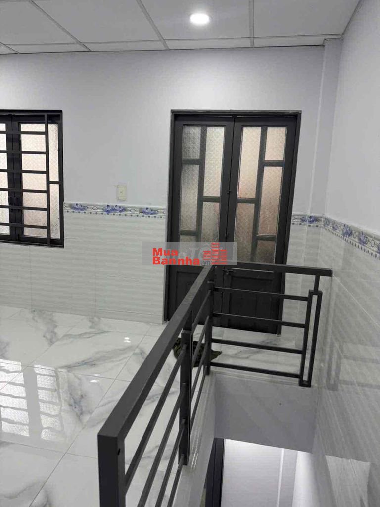 chính chủ bán nhà hẻm 95 Lê Văn Lương Q7.DT 4x4,5