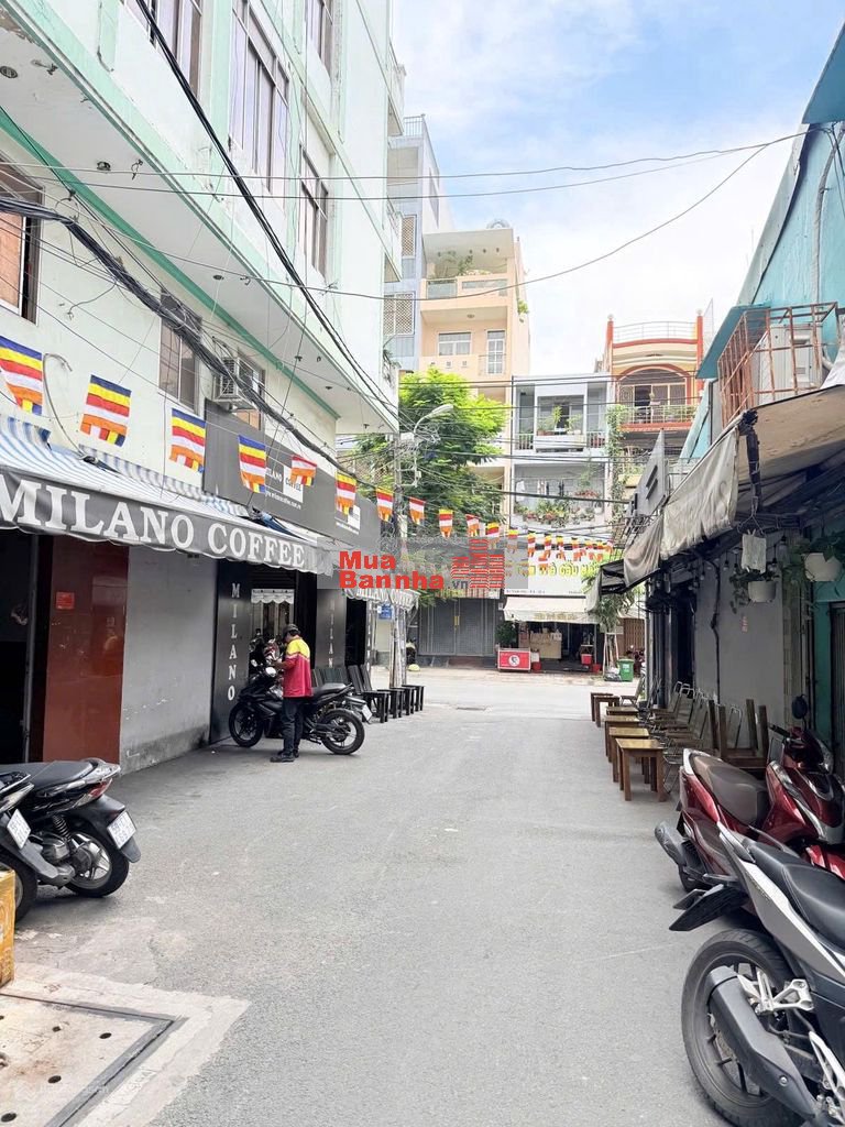 MẶT TIỀN ĐƯỜNG SỐ 22 - TRUNG TÂM QUẬN 4 – GARA Ô TÔ TRONG NHÀ