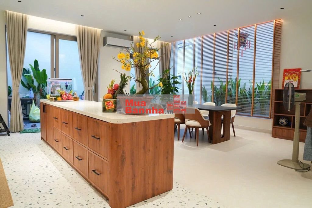 Bán Biệt thự Bộ Công An, Phú Thuận Q7, 158m2, 9m x 18m, 3 lầu, 17 tỷ!