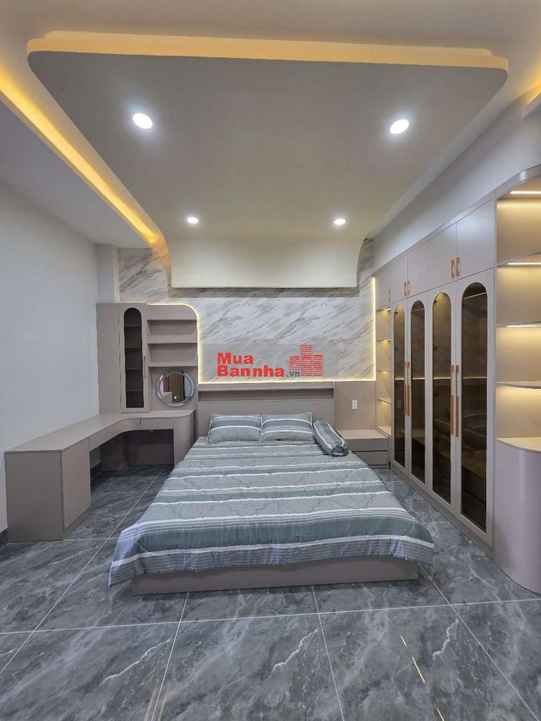 Nhà phố mới xây hoàn công khu tái định cư Đông Hòa C, phường Đông Hòa
