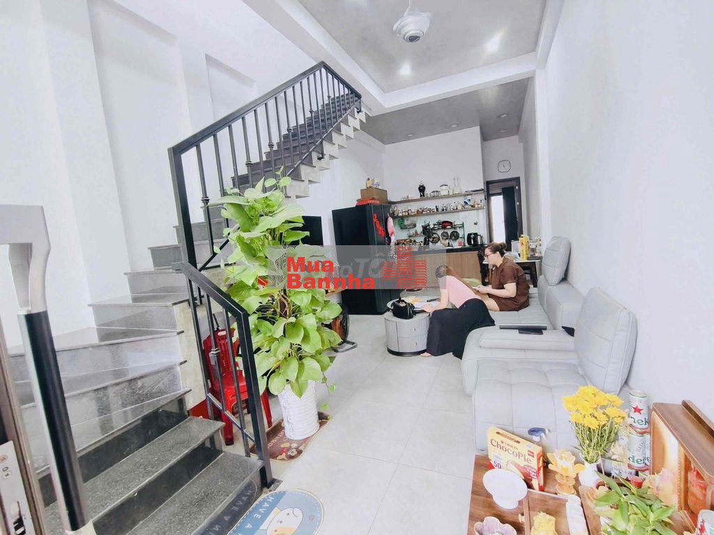 Cực hiếm nhà đẹp 2 tầng 70m², kiệt thông, chỉ 50m ra Nguyễn Văn Huề