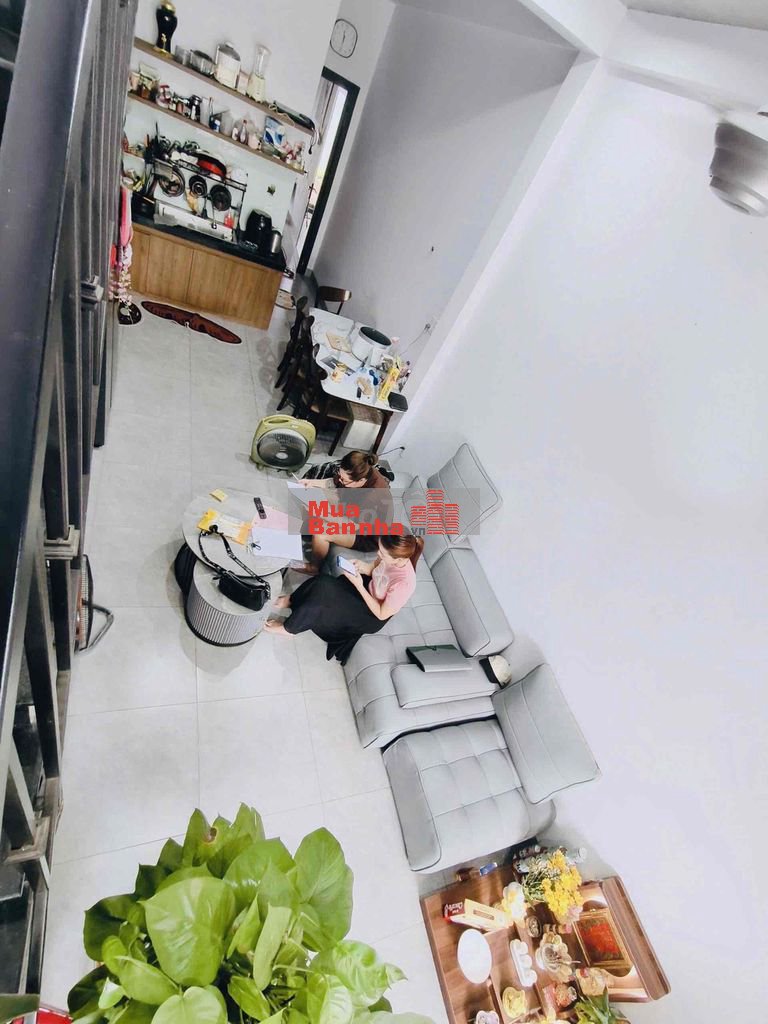 Cực hiếm nhà đẹp 2 tầng 70m², kiệt thông, chỉ 50m ra Nguyễn Văn Huề