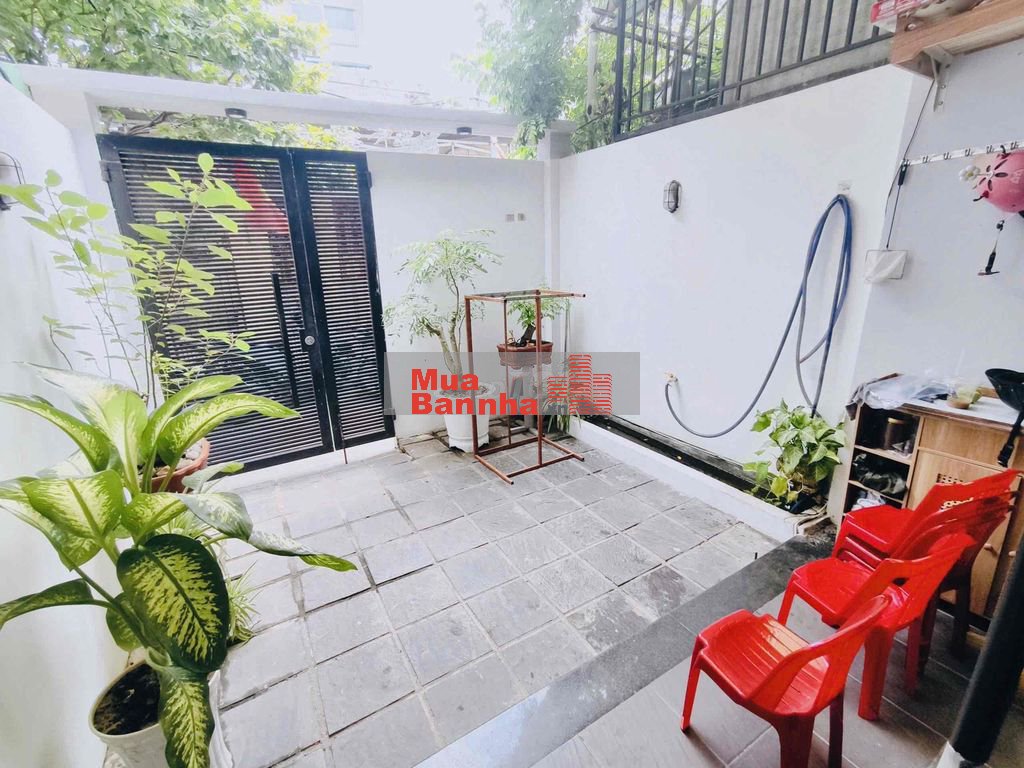 Cực hiếm nhà đẹp 2 tầng 70m², kiệt thông, chỉ 50m ra Nguyễn Văn Huề