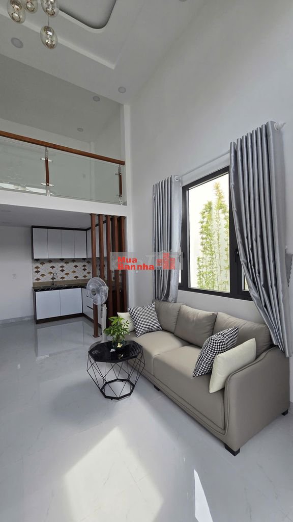 Nhà 2 tầng 4PN mới đẹp ngay Coopmart Nguyễn Ảnh Thủ. Giá 5.39 tỷ