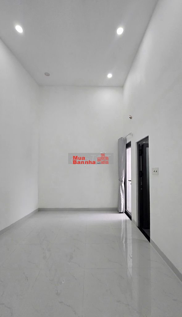 Nhà 2 tầng 4PN mới đẹp ngay Coopmart Nguyễn Ảnh Thủ. Giá 5.39 tỷ