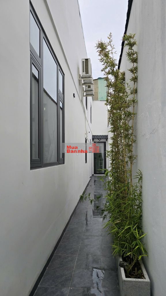 Nhà 2 tầng 4PN mới đẹp ngay Coopmart Nguyễn Ảnh Thủ. Giá 5.39 tỷ