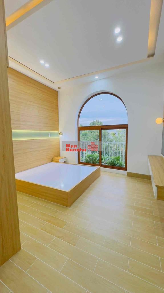 Nhà lầu mới 100% full nội thất hoàn công hẻm 2 gần Chợ Da Liễu đ.3/2 C