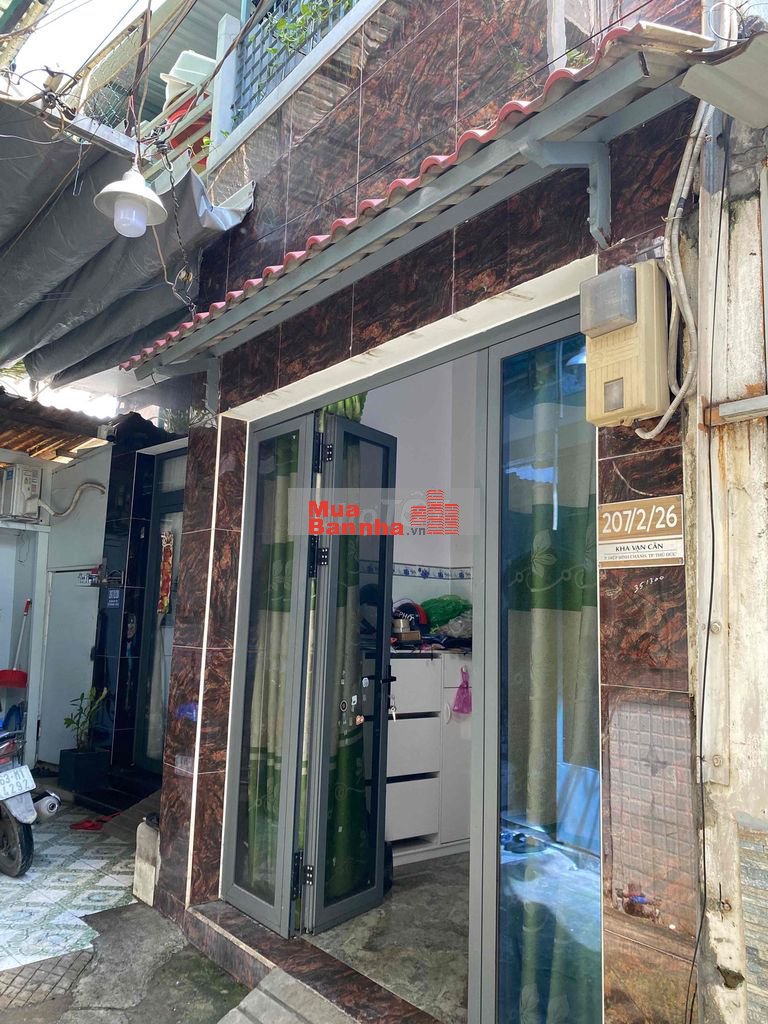 Bán nhà đối diện siêu thị GIGA MALL