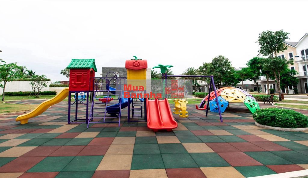 CHÍNH CHỦ BÁN NHÀ PHỐ COMPOUND VEN SÔNG PARK RIVERSIDE – FULL NỘI THẤT