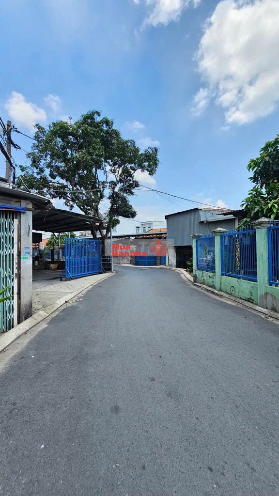 Bán đất 130m2 (109 TC) tặng nhà C4, hẻm nhựa 7m Tân Thới Hiệp, 5.3 tỷ