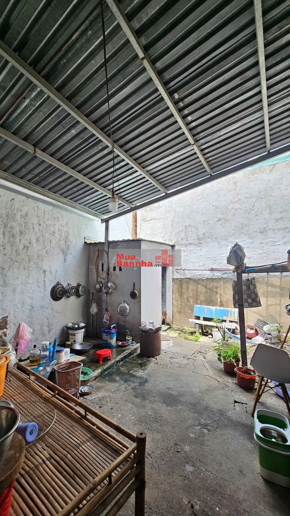 Bán đất 130m2 (109 TC) tặng nhà C4, hẻm nhựa 7m Tân Thới Hiệp, 5.3 tỷ