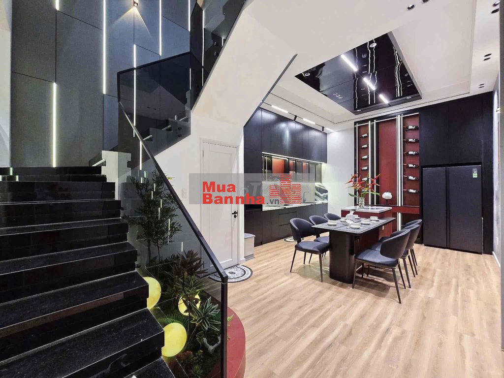 SIÊU PHẨM 3 TẦNG MẶT TIỀN ĐƯỜNG 5M5 - HOÀ CƯỜNG BẮC