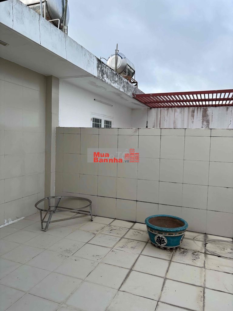 Nhà bán giá 5tỷ4 MẶT TIỀN ĐƯỜNG 40met + CÓ SỔ RIÊNG