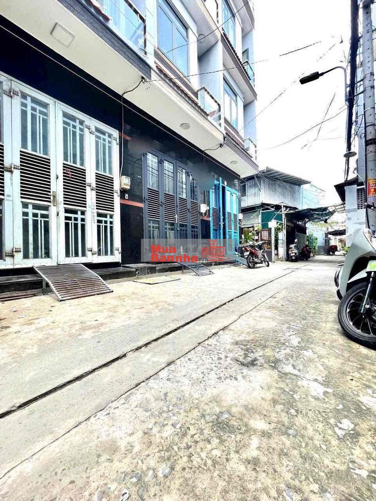 Nhà Phố , Mới xây 1 trệt +2 lầu + sân thượng shr, hoàn công đủ