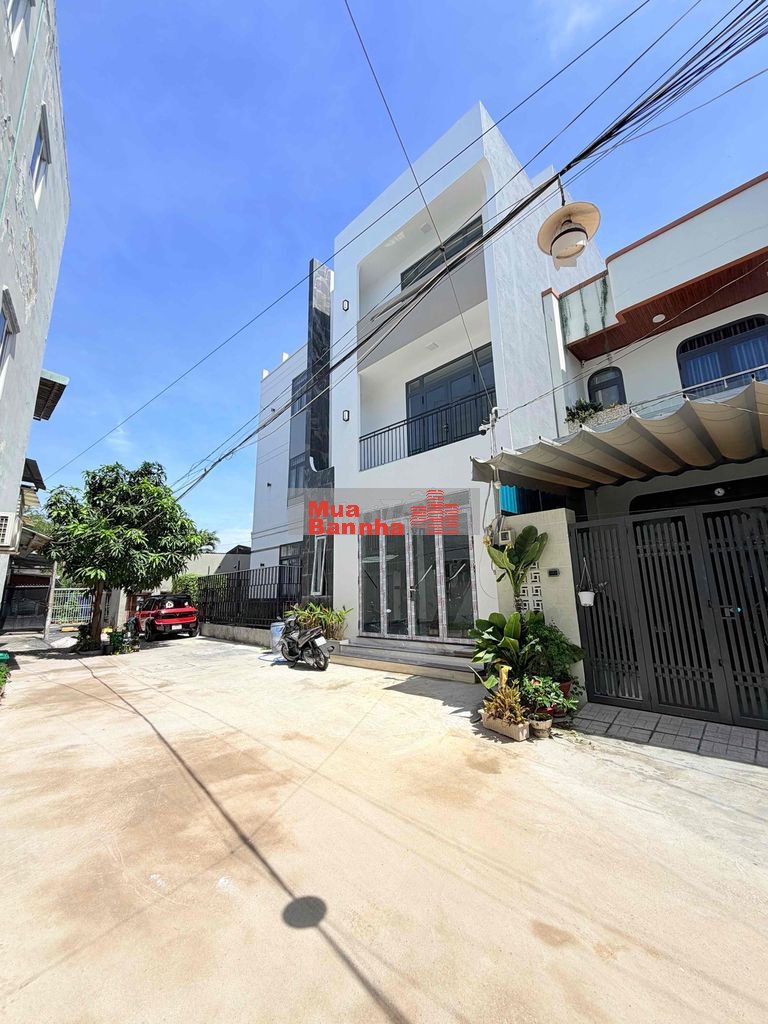 BÁN NHÀ MỚI 3LẦU NGANG (6,4x17) Gần VẠN PHÚC