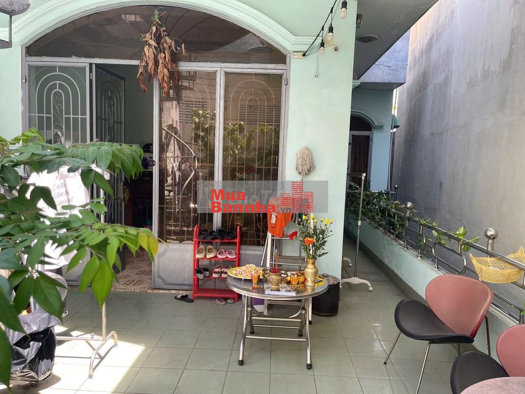 Bán đất và nhà đỗ nhuận
