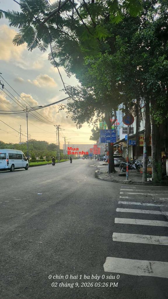Sốc 13ty5 còn 11ty6 Mặt Tiền Khu Tên Lửa .