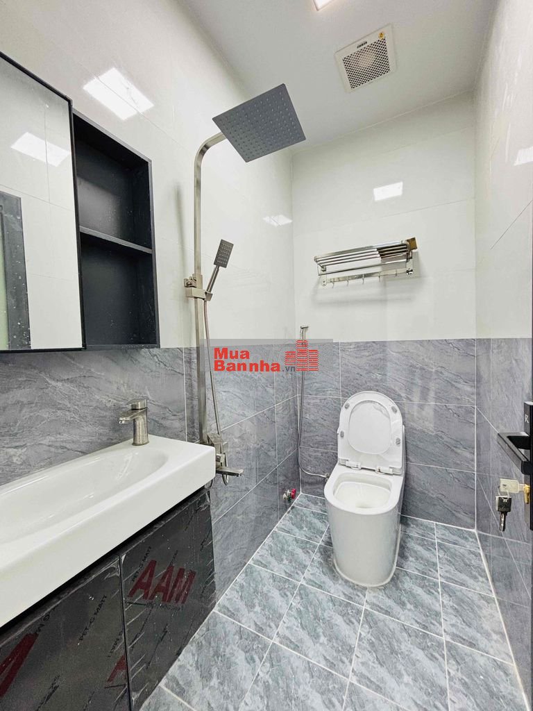Nhà 4.3x15m 1 trệt 1 lầu 3PN 3WC trung tâm Tân Phú - Giá 6.45 tỷ TL
