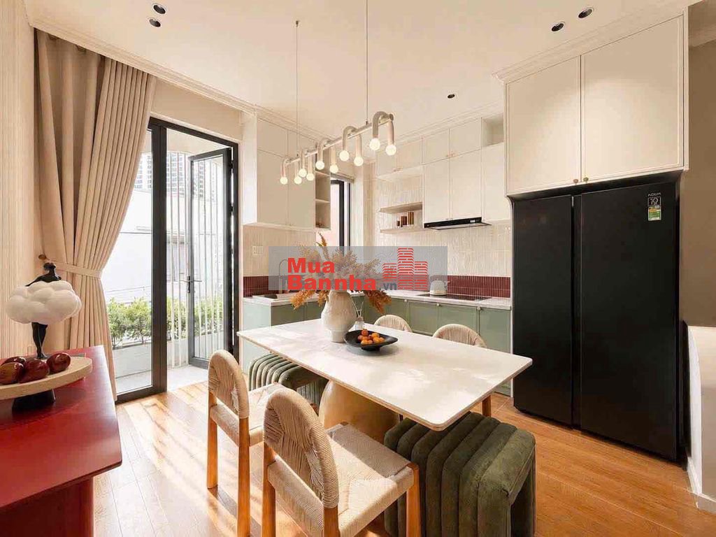 🔥NHÀ MĂT TIỀN QH ĐƯỜNG 5M5 - 4 TẦNG CÓ HỒ BƠI - GẦN BIỂN