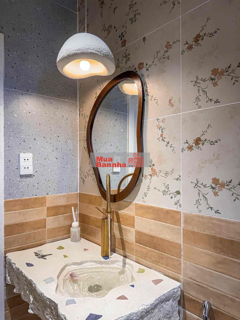 🔥NHÀ MĂT TIỀN QH ĐƯỜNG 5M5 - 4 TẦNG CÓ HỒ BƠI - GẦN BIỂN