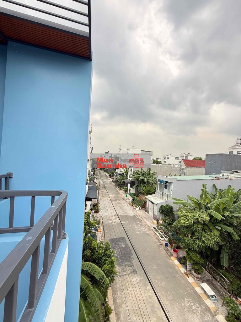 Nhà mới Shr Hoàn công - Hg Tây - 3 Pn 1 Phòng thờ St - Giá 2.15 T