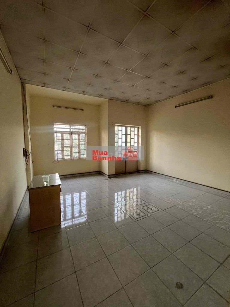 Bán nhà lầu khu tái định cư bigc go dĩ an giá ngộp