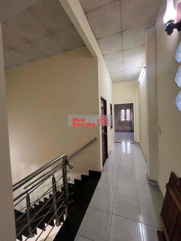 Bán nhà lầu khu tái định cư bigc go dĩ an giá ngộp