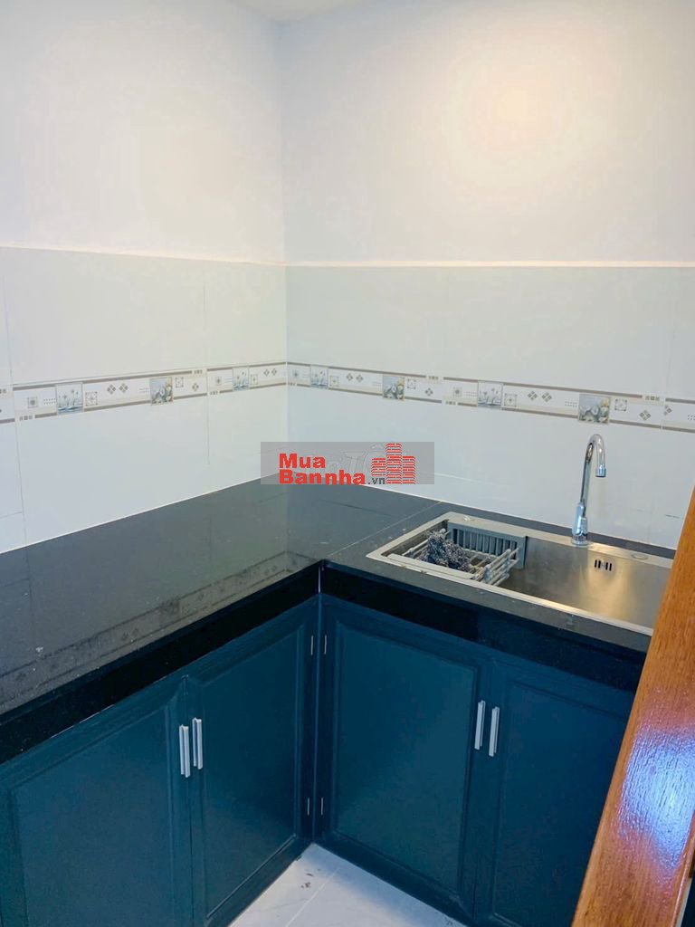 Tôi bán nhà 50 m2, 1 trệt. 1 lầu đúc , tuyệt đẹp. Quận 7