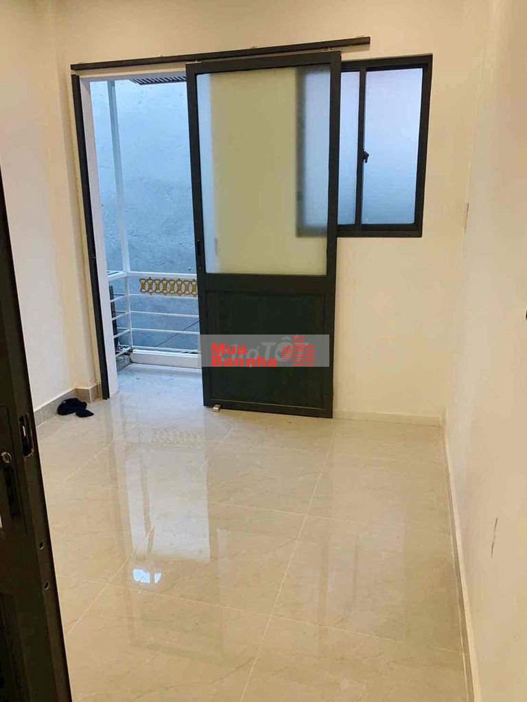 Tôi bán nhà 50 m2, 1 trệt. 1 lầu đúc , tuyệt đẹp. Quận 7