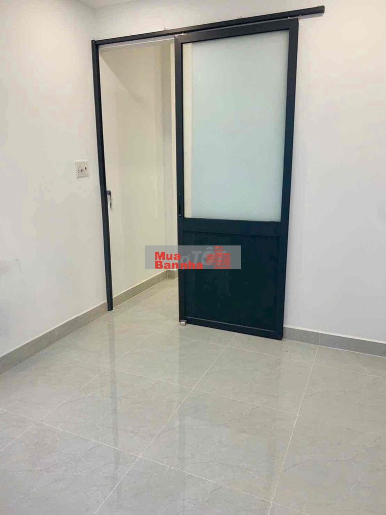 Tôi bán nhà 50 m2, 1 trệt. 1 lầu đúc , tuyệt đẹp. Quận 7
