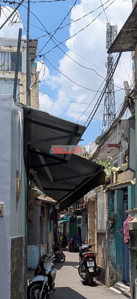Cỗ máy in tiền cạnh 2 trường ĐH - Xây CHDV vài bước chân đến IUH