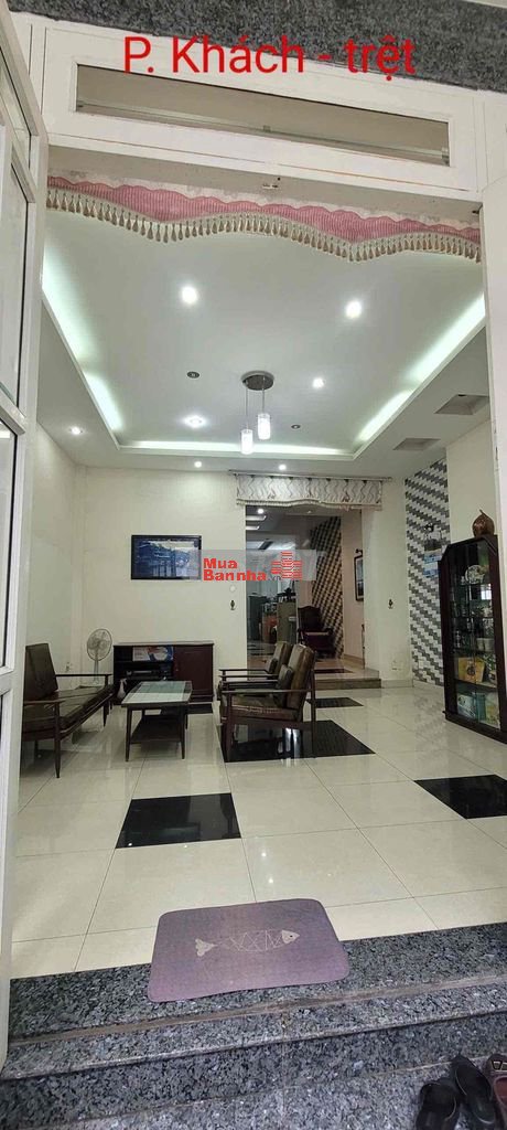 Hai mặt tiền hẻm nhựa Đoàn Thị Điểm 8 x 8m 4 lầu 12 phòng
