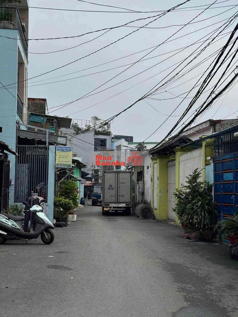 🔥 GIÁ MỚI 4TỶ8 – NHÀ XE HƠI NGỦ TRONG NHÀ – THÔNG CHỢ LẠC QUANG 📍 105m
