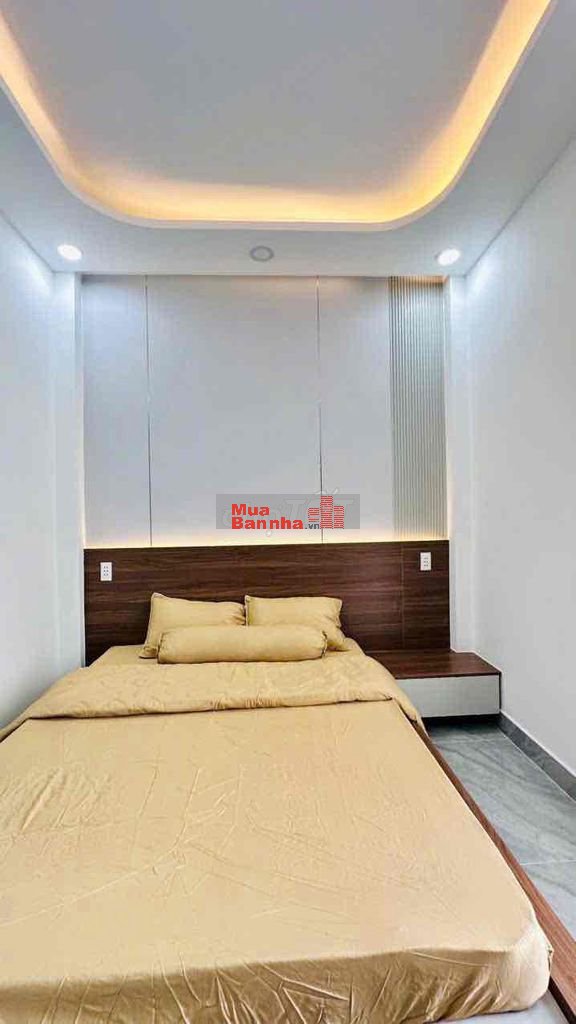 nhà mới xây chắc chắn tặng full nội thất.nhà gần trường học