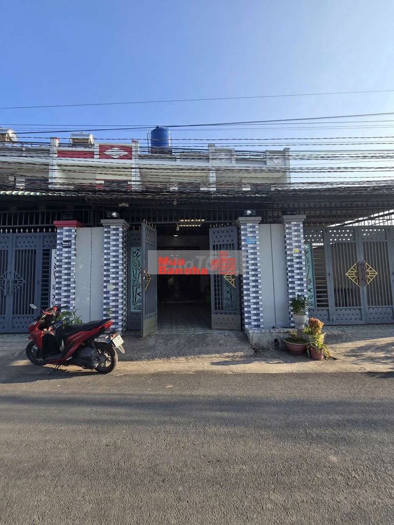 bán nhà mặt tiền đường nhựa long trạch