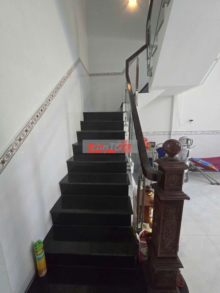 bán nhà mặt tiền đường nhựa long trạch