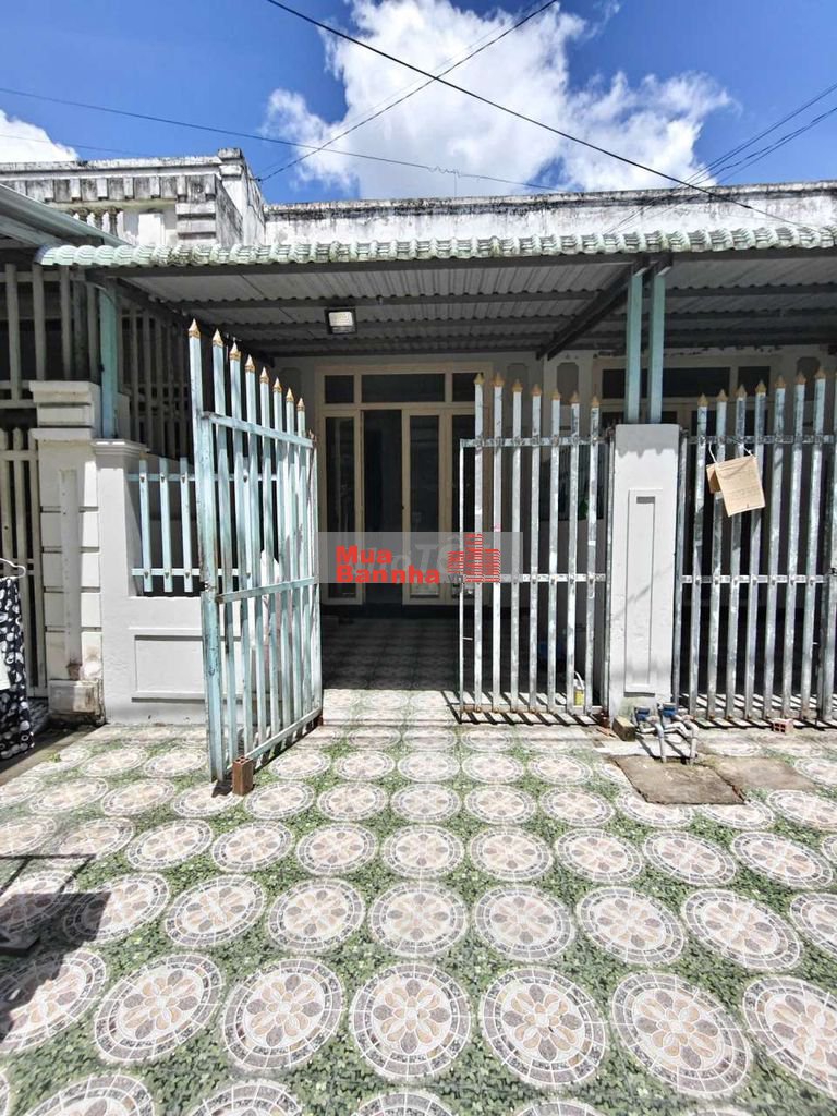Bán nhà đường số 5 KDC Tân Phú Thạnh