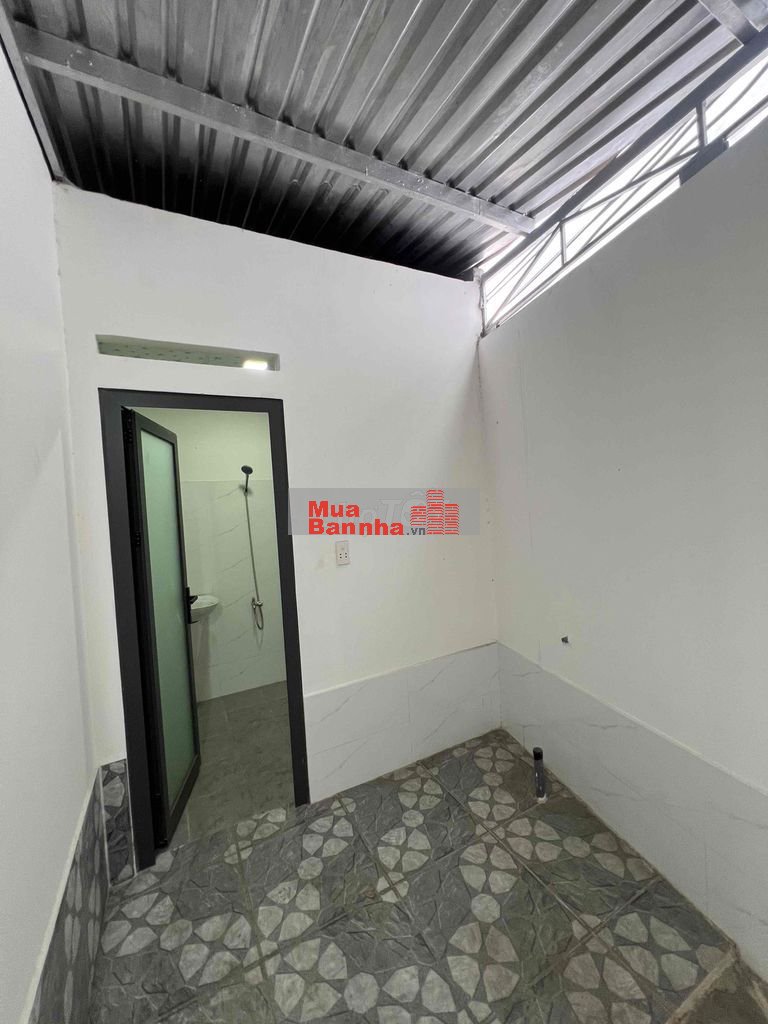 A trai hạ giá cần bán gấp căn nhà mặt tiền kinh doanh rộng 130m2