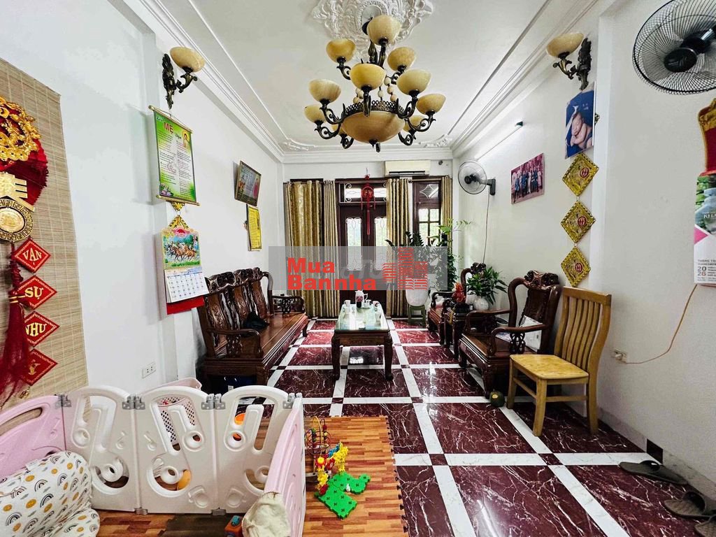 Bán nhà mặt tiền đường Phú Diễn cạnh Đại học Tài nguyên Môi trường