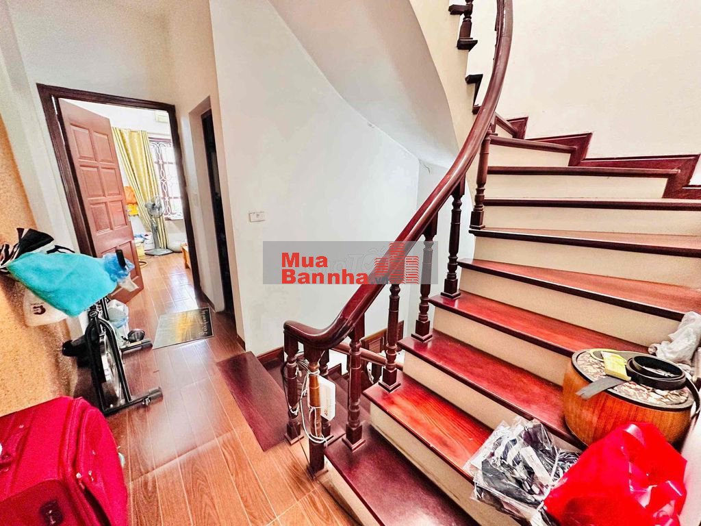 Bán nhà mặt tiền đường Phú Diễn cạnh Đại học Tài nguyên Môi trường