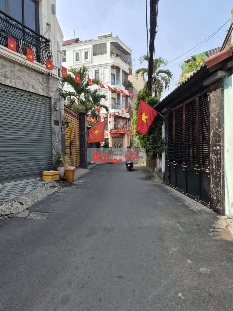 NGAY LOTTEMART NGUYỄN VĂN LƯỢNG, Ô TÔ ĐẬU CỬA 69m2(5x14)- NHÚ 5T NHỎ