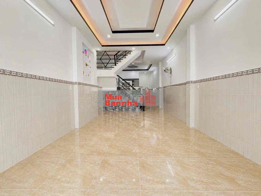 nhà 3 lầu giá rẻ nhất khu vực vị trí đẹp thoáng mát