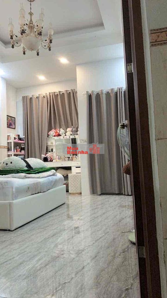 Nhà bán chính chủ 2 lầu gần cầu Bà Tàng đường Phạm Thế Hiển