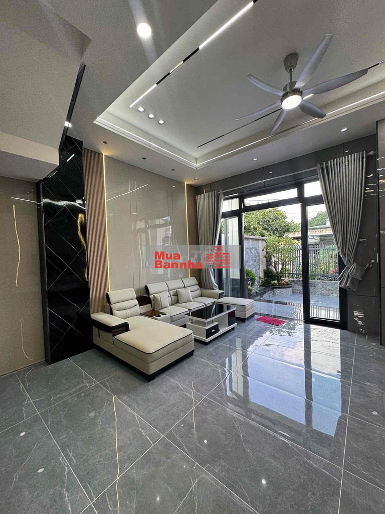 BIỆT THỰ ĐÔNG THẠNH - 8x20 - 2 Tầng Mái Ngói - LH Ngay