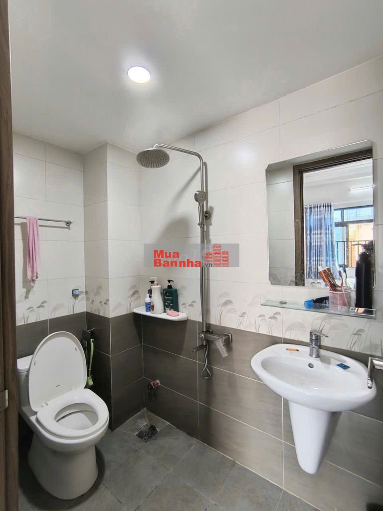 Bán nhà 2 tầng MTKD Cây Keo, DT: 4x17, vị trí đẹp, ngay chợ.