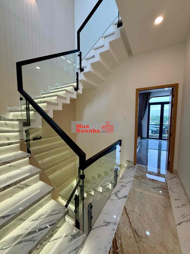 📣NHÀ PHỐ CAO CẤP NGAY CHỢ HÓC MÔN, KDC BÙI THỊ LÙNG
