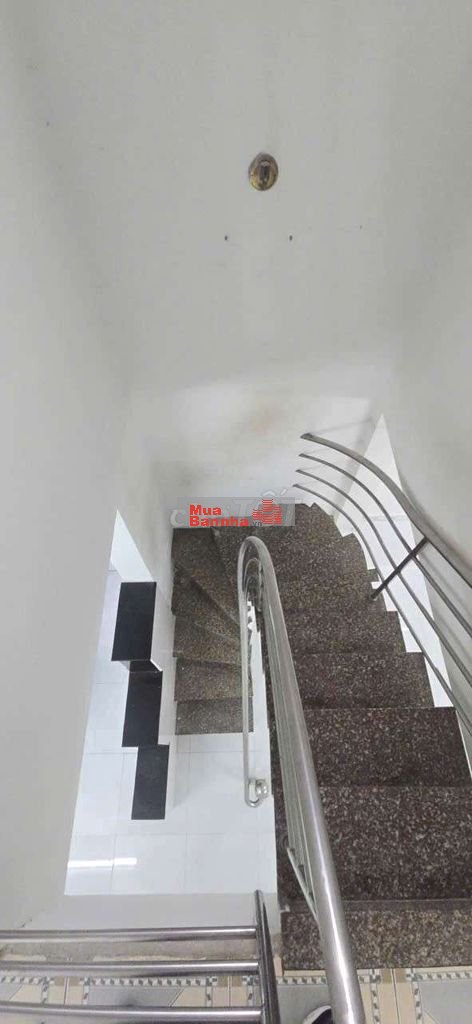 Bán Nhà hẻm ngắn,(3,3 x 9,1), trệt, 1 lầu, đường Hiệp Thành 13 , Q12