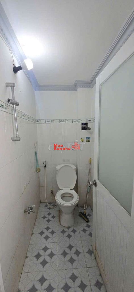 Bán Nhà hẻm ngắn,(3,3 x 9,1), trệt, 1 lầu, đường Hiệp Thành 13 , Q12